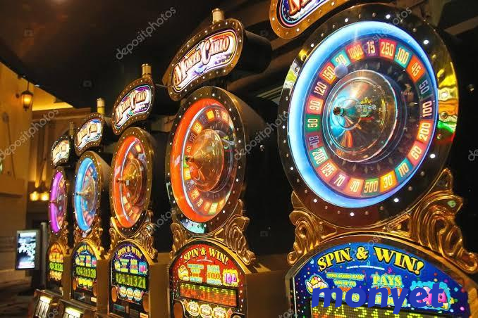 monyet Live Dealer Tables at Your Fingertips